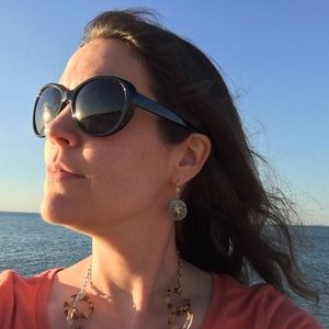 Meet your Posher, Catherine